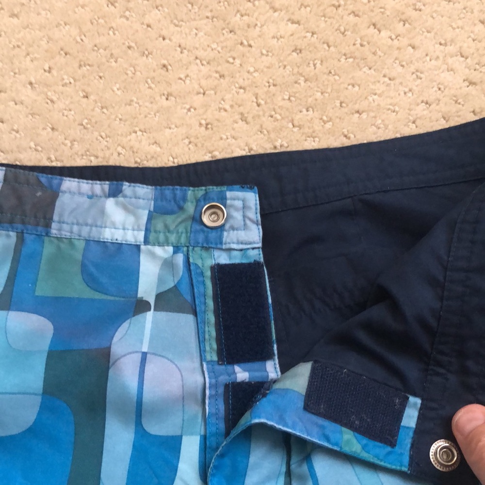 Reversible Board Shorts - Picture 8 of 9